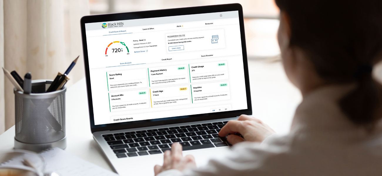 Five Ways to Utilize Free Tools to Help Boost Your Credit